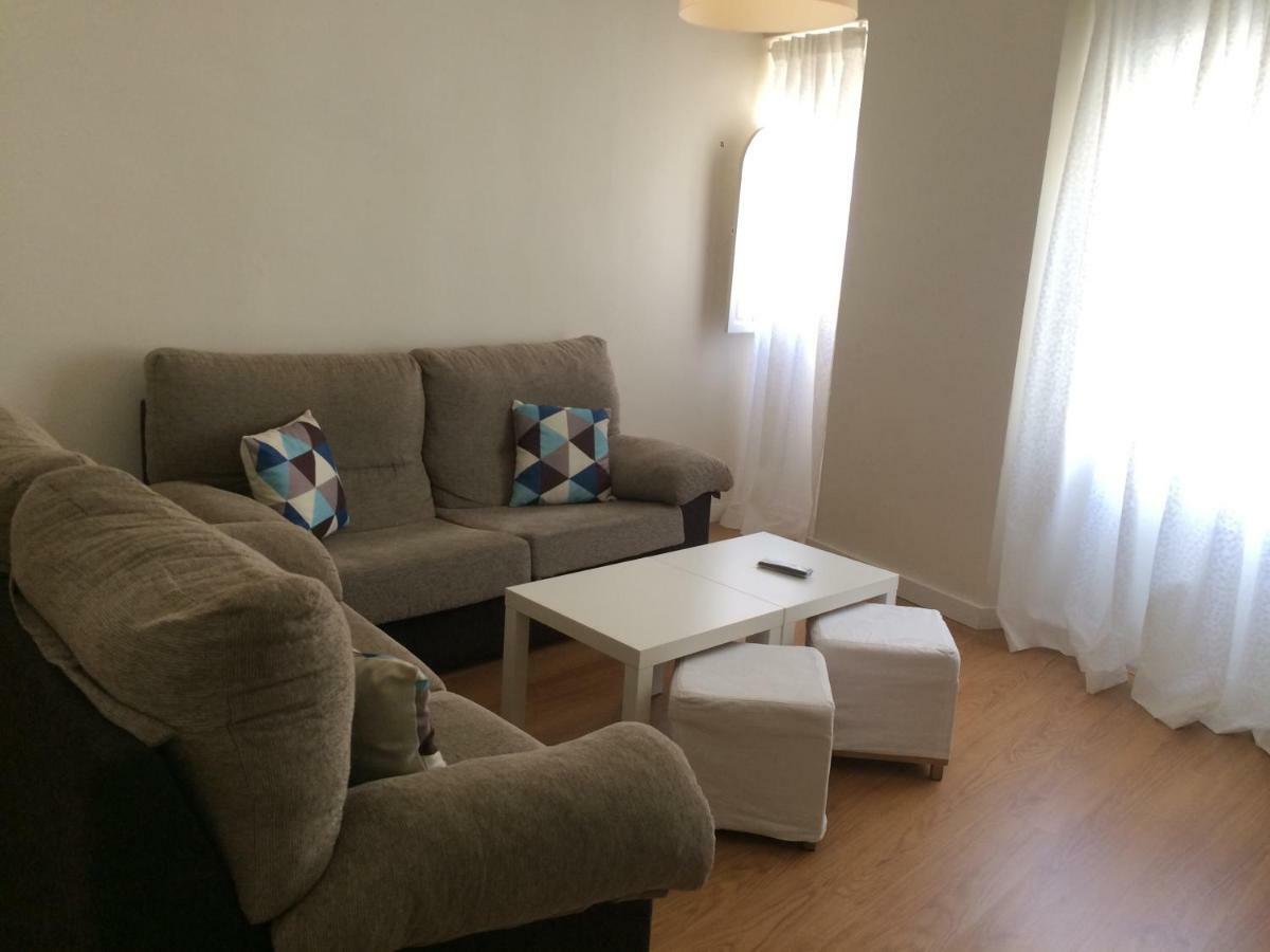 세비야 Peris Mencheta 아파트 외부 사진